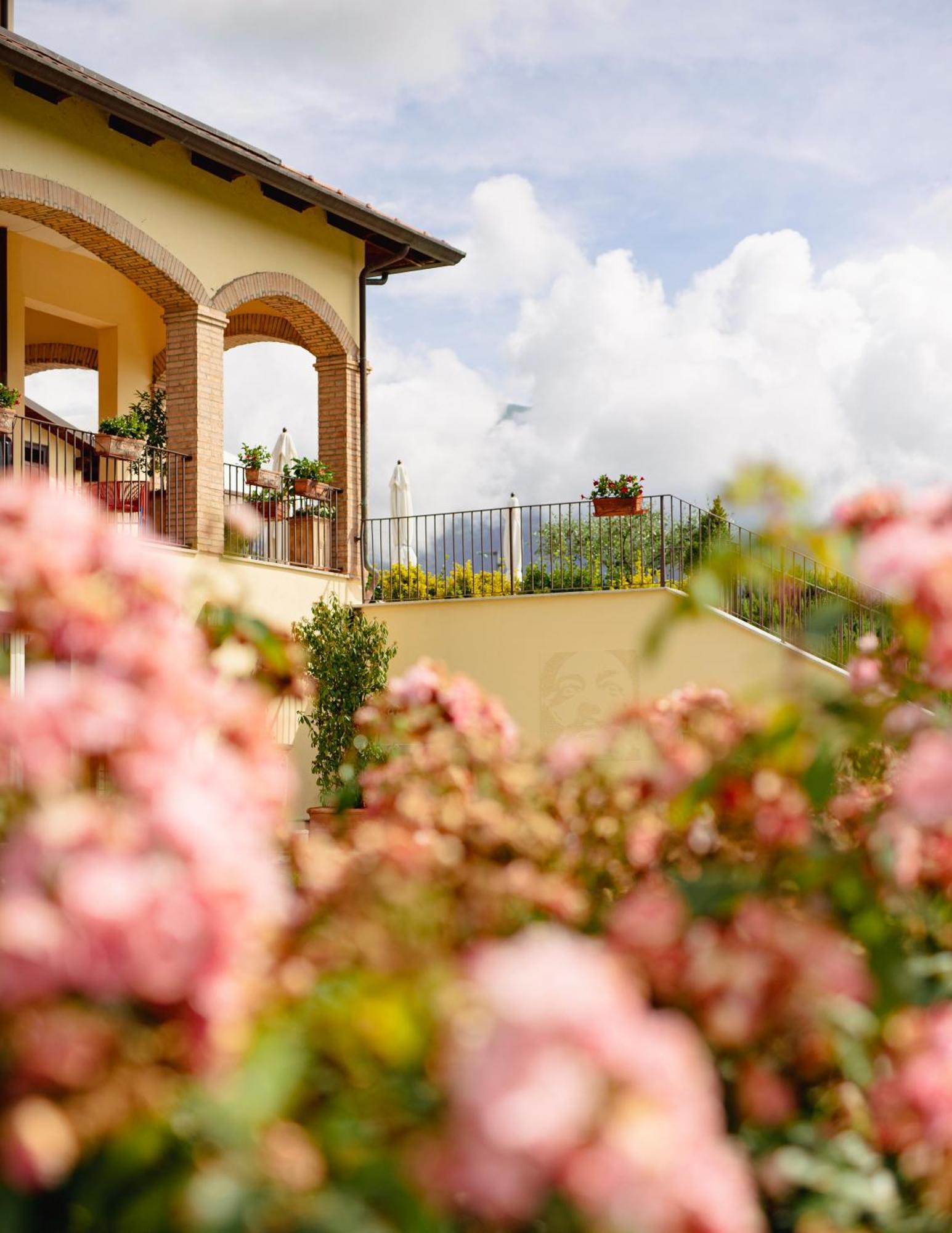 Relais Colle Buono Hotel Alvito Exterior photo